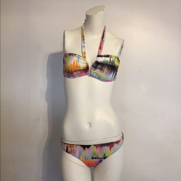 New Beautiful Chio di Stefania D Bikini - Picture 1 of 15